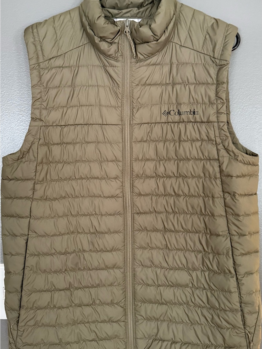 Columbia Quilted Packable Vest in Khaki